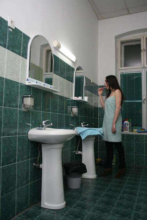 Central Station Hostel Beograd Ngoại thất bức ảnh